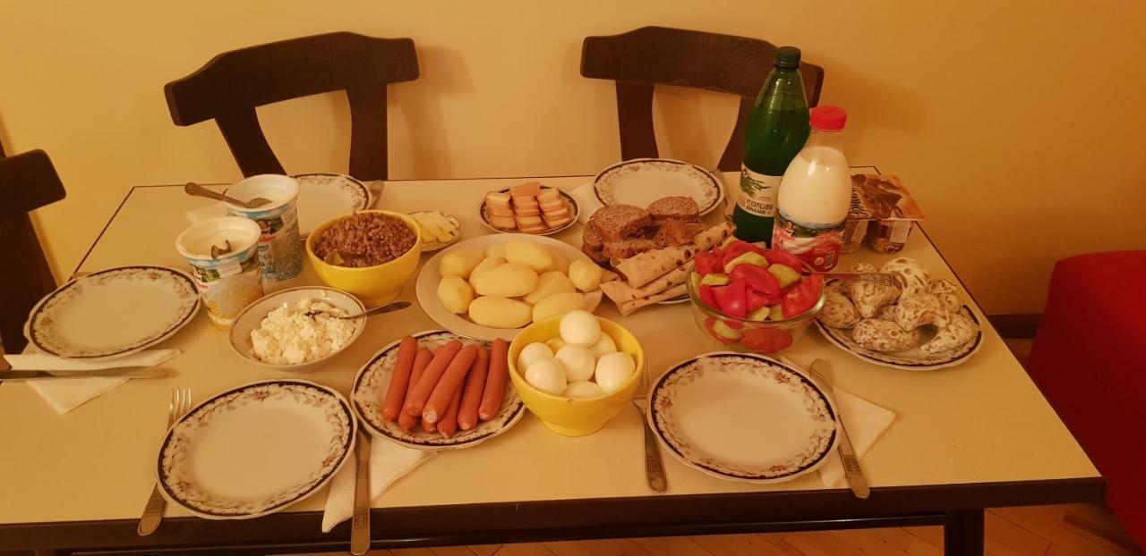 Guest House Likani 2017 보르조미 외부 사진